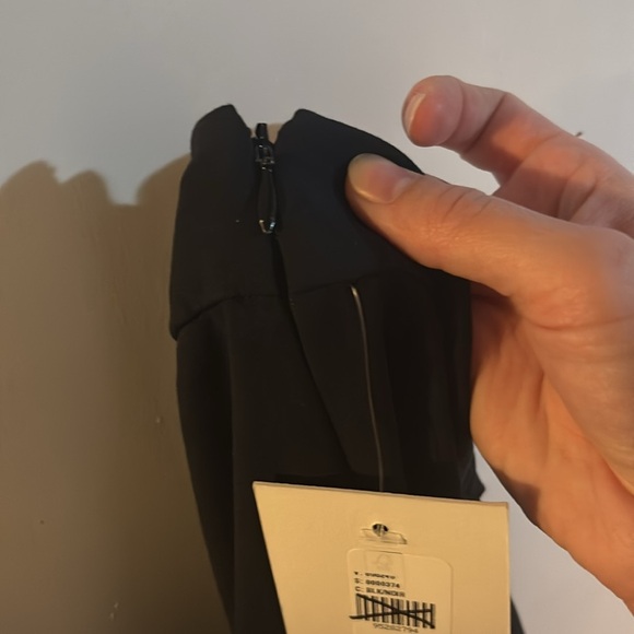 New REFORMATION trouser pants - Picture 8 of 8